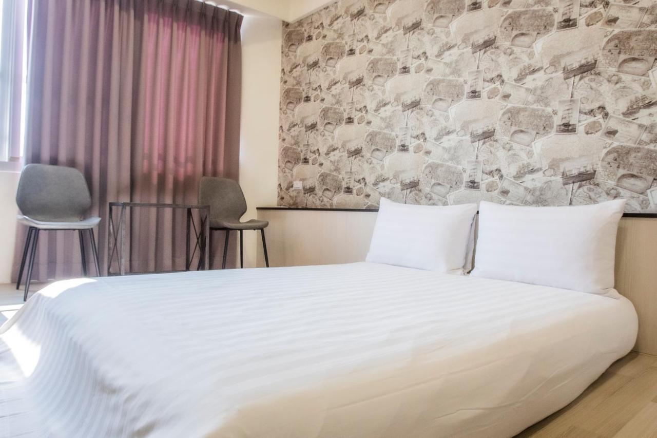 Moment Inn Tainan Extérieur photo