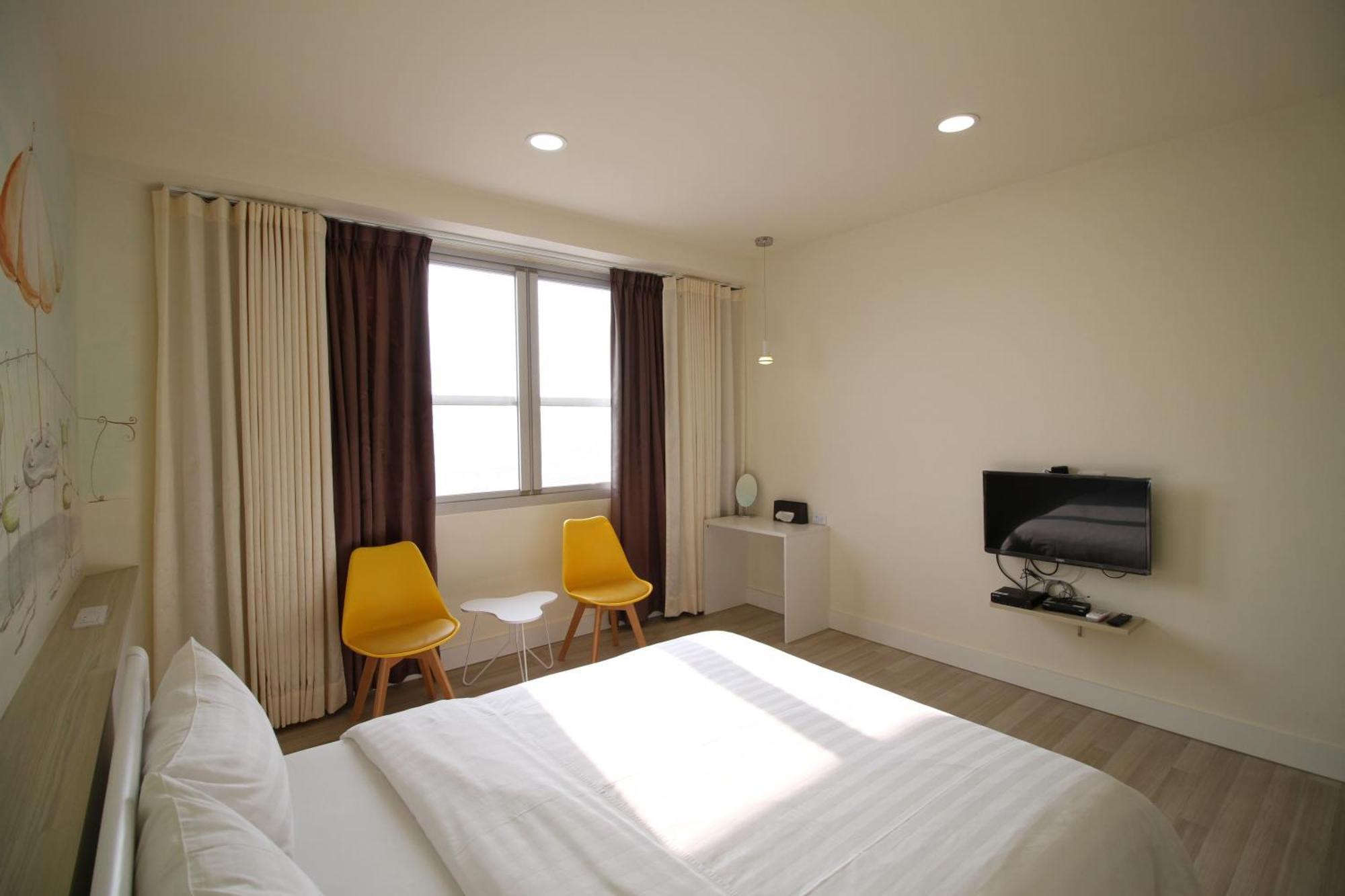 Moment Inn Tainan Extérieur photo