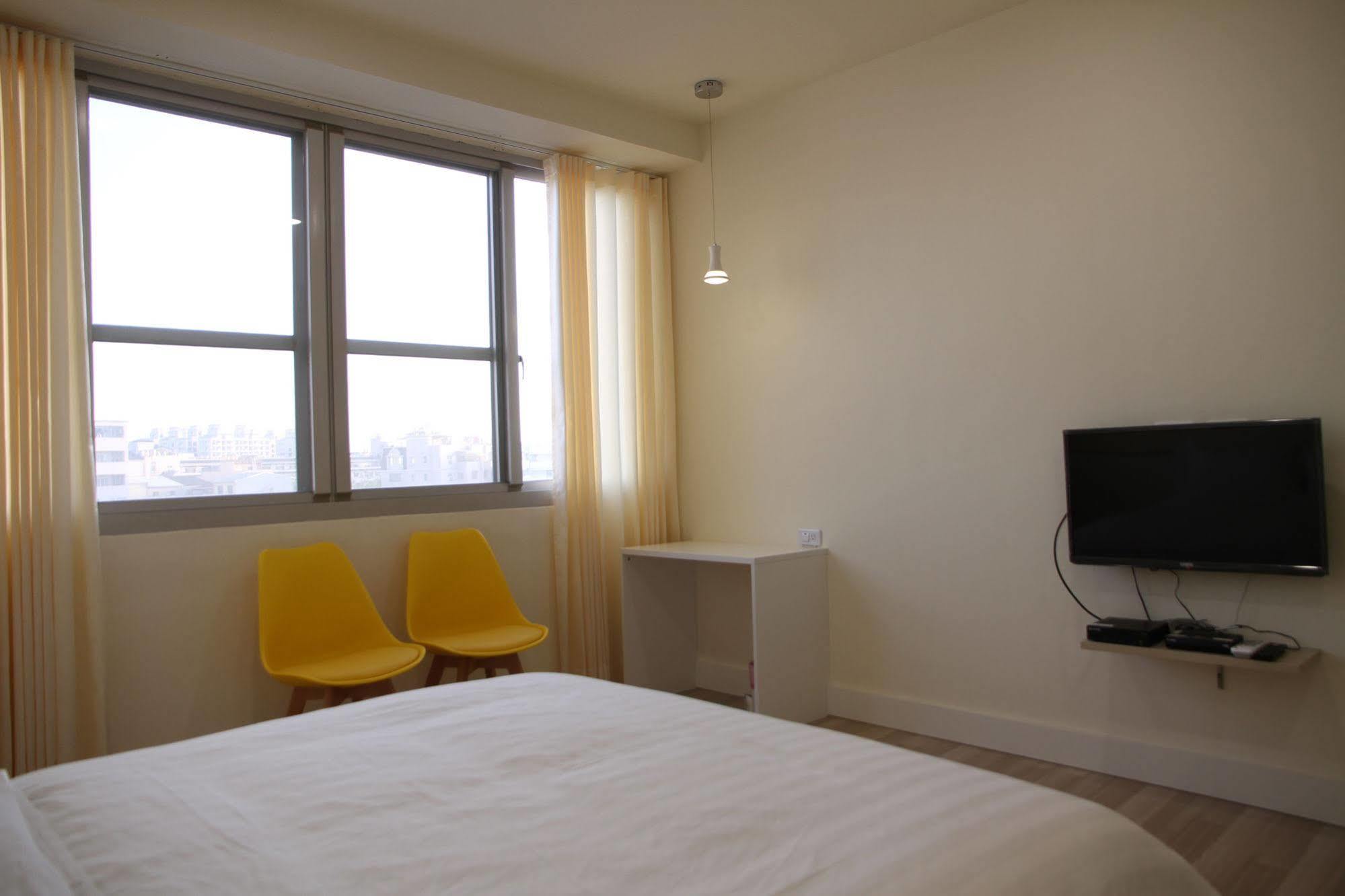 Moment Inn Tainan Extérieur photo